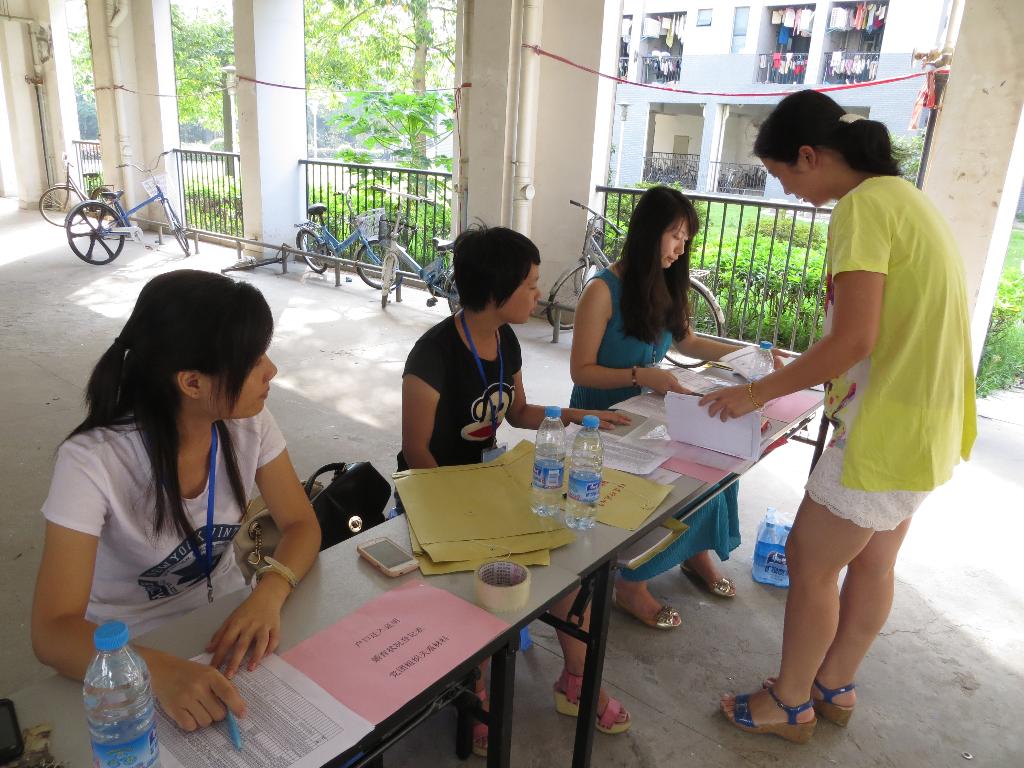马克思主义学院喜迎2013级新同学